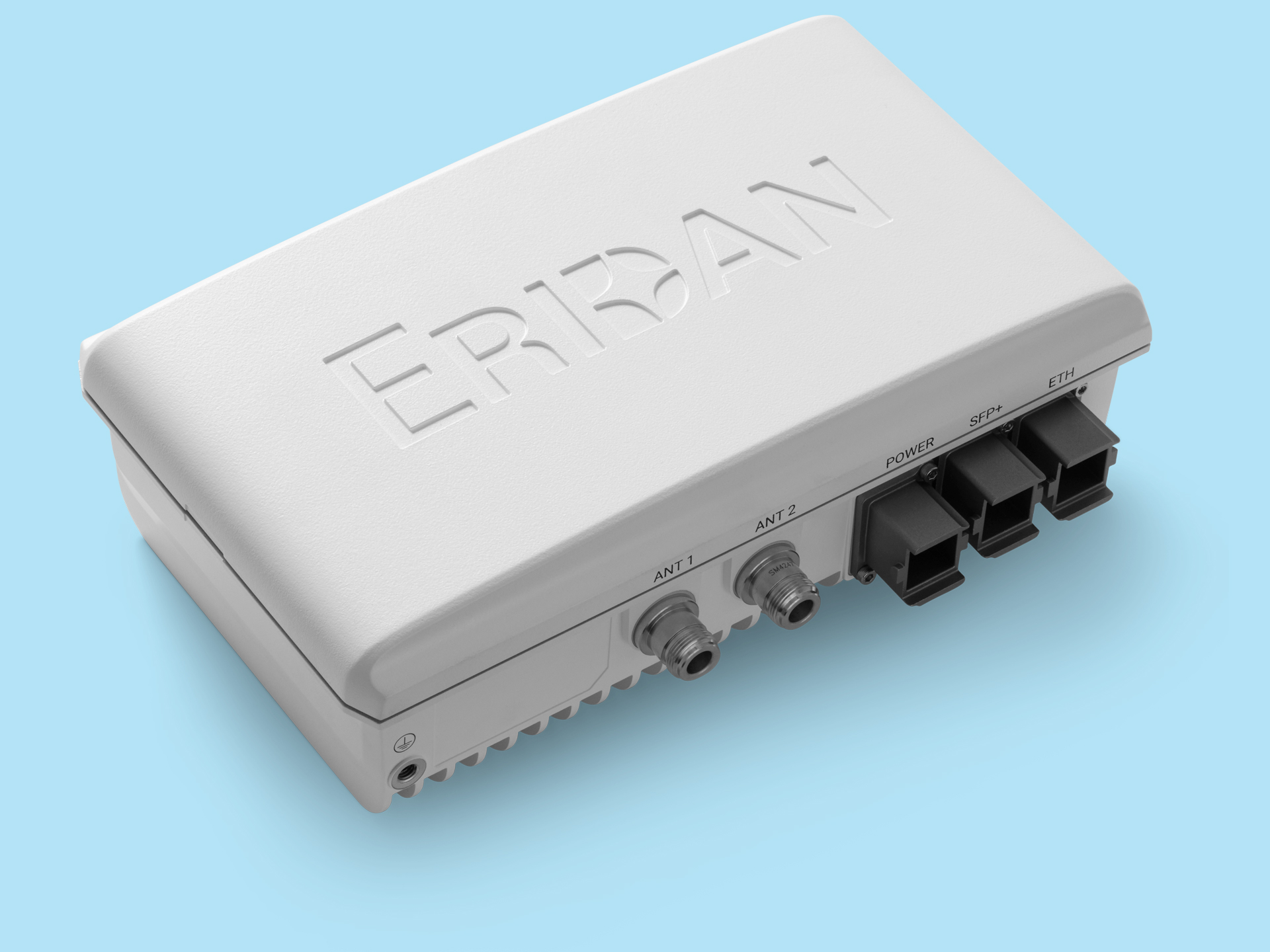 2x2_hero_flat_upper3-quarter_blue 2x2 40MHz 1024QAM